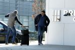 Eindhoven Tilburg 5 maart 2022
Max Verstappen zijn familie en manager Raymond Vermeulen landen met de private Jet van Max op eindhoven Airport . Ze kwamen van ibiza waar ze de verjaardag van Jos Verstappen (50) hebben gevierd. Max had daarna een afspraak in Tilburg.
