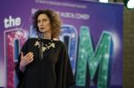 Maarssenbroek 1 maart 2022
Presentatie van Musical the Prom met rollen voor oa Pia Douwes Dennis Willekens Joke de Kruijf Barry Beijer Wieneke Remmers en Rogier Komproe. Hans Cornelissen is de producent.