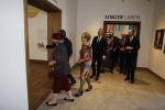 Laren 8 maart 2022
Prinses Beatrix opent een nieuwe gedeelte van het Singer museum in Laren . Prinses Beatrix arriveeert in haar nieuwe verlengde Audi A8 Hybride. prinses Beatrix wordt rond geleid door Els Blokker