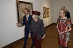 Laren 8 maart 2022
Prinses Beatrix opent een nieuwe gedeelte van het Singer museum in Laren . Prinses Beatrix arriveeert in haar nieuwe verlengde Audi A8 Hybride. prinses Beatrix wordt rond geleid door Els Blokker