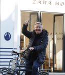 Amsterdam 4 maart 2022
Rene Mioch op straat in Amsterdam zuid