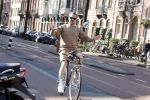 Amsterdam 10 maart 2022
Selwyn Senatori op zijn fiets in Amsterdam zuid