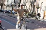 Amsterdam 10 maart 2022
Selwyn Senatori op zijn fiets in Amsterdam zuid