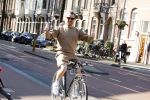 Amsterdam 10 maart 2022
Selwyn Senatori op zijn fiets in Amsterdam zuid