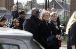 Amsterdam 15 april 2023
Herdenkingstdienst vooraf aan de begrafenis van Huub Oosterhuis in de Westertoren . Daarna gingen ze met de boot naar begraafplaats Zorgvlied.
Aanwezig oa Trijntje Oosterhuis met kinderen en partner Alvin Lewis , Tjeerd Oosterhuis en vrouw Edsilia Rombley met kinderen en moeder en de partner van Huub Oosterhuis