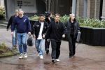 Hilversum 6 april 2023
Andre Hazes verlaat het pand van talpa/radio538 met Djarno Hofland Riccardo Klaverdijk Jaap Hilhorst en documentairemaakster Cheeru Mampaey.
Hij staat Aran Bade van RTL Boulevard te woord.