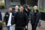 Hilversum 6 april 2023
Andre Hazes verlaat het pand van talpa/radio538 met Djarno Hofland Riccardo Klaverdijk Jaap Hilhorst en documentairemaakster Cheeru Mampaey.
Hij staat Aran Bade van RTL Boulevard te woord.
