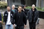Hilversum 6 april 2023
Andre Hazes verlaat het pand van talpa/radio538 met Djarno Hofland Riccardo Klaverdijk Jaap Hilhorst en documentairemaakster Cheeru Mampaey.
Hij staat Aran Bade van RTL Boulevard te woord.