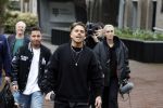 Hilversum 6 april 2023
Andre Hazes verlaat het pand van talpa/radio538 met Djarno Hofland Riccardo Klaverdijk Jaap Hilhorst en documentairemaakster Cheeru Mampaey.
Hij staat Aran Bade van RTL Boulevard te woord.