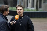 Hilversum 6 april 2023
Andre Hazes verlaat het pand van talpa/radio538 met Djarno Hofland Riccardo Klaverdijk Jaap Hilhorst en documentairemaakster Cheeru Mampaey.
Hij staat Aran Bade van RTL Boulevard te woord.