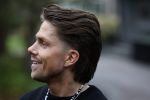 Hilversum 6 april 2023
Andre Hazes verlaat het pand van talpa/radio538 met Djarno Hofland Riccardo Klaverdijk Jaap Hilhorst en documentairemaakster Cheeru Mampaey.
Hij staat Aran Bade van RTL Boulevard te woord.