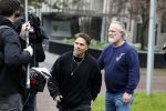 Hilversum 6 april 2023
Andre Hazes verlaat het pand van talpa/radio538 met Djarno Hofland Riccardo Klaverdijk Jaap Hilhorst en documentairemaakster Cheeru Mampaey.
Hij staat Aran Bade van RTL Boulevard te woord.