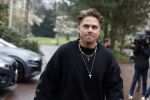 Hilversum 6 april 2023
Andre Hazes verlaat het pand van talpa/radio538 met Djarno Hofland Riccardo Klaverdijk Jaap Hilhorst en documentairemaakster Cheeru Mampaey.
Hij staat Aran Bade van RTL Boulevard te woord.