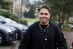 Hilversum 6 april 2023
Andre Hazes verlaat het pand van talpa/radio538 met Djarno Hofland Riccardo Klaverdijk Jaap Hilhorst en documentairemaakster Cheeru Mampaey.
Hij staat Aran Bade van RTL Boulevard te woord.