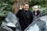 Hilversum 6 april 2023
Andre Hazes verlaat het pand van talpa/radio538 met Djarno Hofland Riccardo Klaverdijk Jaap Hilhorst en documentairemaakster Cheeru Mampaey.
Hij staat Aran Bade van RTL Boulevard te woord.