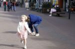 Noordwijk 30 maart 2023
Boekpresentatie Maxime Meiland in de winkel van haar zus Montana.
Verder Aanwezig Martien Meiland Erica Meiland en haar man Leroy Molkenboer en hun kinderen Claire en Vive. Ook de schrijver van het boek Jan Dijkgraaf.