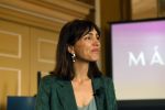 Amsterdam 16 maart 2023
Presentatie serie over koningin Maxima die Videoland uit gaat zenden.
Presentatie was in het Amstel Hotel . Martijn lakemeier Gaat Koning Willem Alexander spelen en de Argentijnse actrice Delfina Chaves speelt Koningin Maxima . Daphne Bunskoek presenteerde het.
Ook Peter v d Vorst en Rachel van Bommel (producente) waren ook aanwezig.