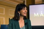 Amsterdam 16 maart 2023
Presentatie serie over koningin Maxima die Videoland uit gaat zenden.
Presentatie was in het Amstel Hotel . Martijn lakemeier Gaat Koning Willem Alexander spelen en de Argentijnse actrice Delfina Chaves speelt Koningin Maxima . Daphne Bunskoek presenteerde het.
Ook Peter v d Vorst en Rachel van Bommel (producente) waren ook aanwezig.