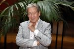 Zeist 26 maart 2023
Hans Kazan viert zijn 70e verjaardag en presenteert zijn boek. Ook krijgt hij een koninklijke onderscheiding in het Figi Theater/Hotel.
