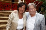 Zeist 26 maart 2023
Hans Kazan viert zijn 70e verjaardag en presenteert zijn boek. Ook krijgt hij een koninklijke onderscheiding in het Figi Theater/Hotel.