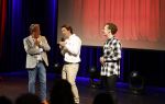 Zeist 26 maart 2023
Hans Kazan viert zijn 70e verjaardag en presenteert zijn boek. Ook krijgt hij een koninklijke onderscheiding in het Figi Theater/Hotel. Hans en de kunstenaar die zijn schilderij heeft gemaakt