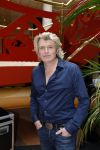 Zeist 26 maart 2023
Hans Kazan viert zijn 70e verjaardag en presenteert zijn boek. Ook krijgt hij een koninklijke onderscheiding in het Figi Theater/Hotel. Ook zijn vrouw Wendy is er natuurlijk bij. Hans Klok