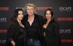 Amsterdam 30 maart 2023
Premiere show forever young in de escape.
Hans Klok met zijn assistentes