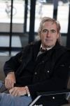 Rotterdam 14 april 2023
Boekpresentatie boek Hans de Booij . Johan Vlemmix reikte het eerste boek uit.
Hans zit in het gips omdat hij nzijn enkel heeft gebroken.