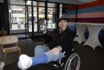 Rotterdam 14 april 2023
Boekpresentatie boek Hans de Booij . Johan Vlemmix reikte het eerste boek uit.
Hans zit in het gips omdat hij nzijn enkel heeft gebroken.