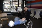 Rotterdam 14 april 2023
Boekpresentatie boek Hans de Booij . Johan Vlemmix reikte het eerste boek uit.
Hans zit in het gips omdat hij nzijn enkel heeft gebroken.