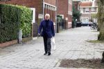 Amsterdam 31 maart 2023
Harry Mens wandelend door Amsterdam zuid.