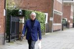 Amsterdam 31 maart 2023
Harry Mens wandelend door Amsterdam zuid.