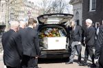 Amsterdam 15 april 2023
Herdenkingstdienst vooraf aan de begrafenis van Huub Oosterhuis in de Westertoren . Daarna gingen ze met de boot naar begraafplaats Zorgvlied
