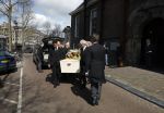 Amsterdam 15 april 2023
Herdenkingstdienst vooraf aan de begrafenis van Huub Oosterhuis in de Westertoren . Daarna gingen ze met de boot naar begraafplaats Zorgvlied