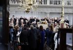 Amsterdam 15 april 2023
Herdenkingstdienst vooraf aan de begrafenis van Huub Oosterhuis in de Westertoren . Daarna gingen ze met de boot naar begraafplaats Zorgvlied