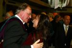 Amsterdam, 18 Oktober 2002
Huub Oosterhuis met Eredoctoraat en zijn dochter Trijntje Oosterhuis