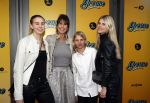 Amsterdam 3 april 2023
Premiere Grease in het DeLaMar theater.
Isa Hoes met dochter Vlinder Kamerling en vrienden