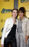 Amsterdam 3 april 2023
Premiere Grease in het DeLaMar theater.
Isa Hoes met dochter Vlinder Kamerling en vrienden