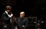 Amsterdam 18 april 2023
Jaap v Zweden krijgt de concertgebouwprijs 2023 in het concertgebouw uit handen van directeur Simon Reinink .