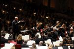 Amsterdam 18 april 2023
Jaap v Zweden krijgt de concertgebouwprijs 2023 in het concertgebouw uit handen van directeur Simon Reinink .