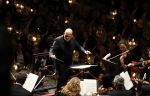 Amsterdam 18 april 2023
Jaap v Zweden krijgt de concertgebouwprijs 2023 in het concertgebouw uit handen van directeur Simon Reinink .