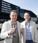 Rotterdam 5 april 2023
John de Bever en Kees de Bever maken bekend dat ze samen in AHOY op gaan treden.