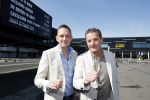 Rotterdam 5 april 2023
John de Bever en Kees de Bever maken bekend dat ze samen in AHOY op gaan treden.