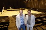 Rotterdam 5 april 2023
John de Bever en Kees de Bever maken bekend dat ze samen in AHOY op gaan treden.