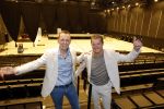 Rotterdam 5 april 2023
John de Bever en Kees de Bever maken bekend dat ze samen in AHOY op gaan treden.