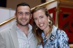 Zeist 26 maart 2023
Hans Kazan viert zijn 70e verjaardag en presenteert zijn boek. Ook krijgt hij een koninklijke onderscheiding in het Figi Theater/Hotel. Lara Kazan met man