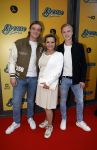 Amsterdam 3 april 2023
Premiere Grease in het DeLaMar theater.
Mariska v Kolck met zoons