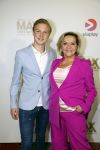 Amsterdam 29 maart 2023
Premiere Docu Max Verstappen in Tuschinski  die uitgezonden gaat worden op Viaplay.
Mariska v kolck kwam met haar zoon