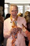 Noordwijk 30 maart 2023
Boekpresentatie Maxime Meiland in de winkel van haar zus Montana.
Verder Aanwezig Martien Meiland Erica Meiland en haar man Leroy Molkenboer en hun kinderen Claire en Vive. Ook de schrijver van het boek Jan Dijkgraaf.