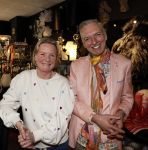 Noordwijk 30 maart 2023
Boekpresentatie Maxime Meiland in de winkel van haar zus Montana.
Verder Aanwezig Martien Meiland Erica Meiland en haar man Leroy Molkenboer en hun kinderen Claire en Vive. Ook de schrijver van het boek Jan Dijkgraaf.